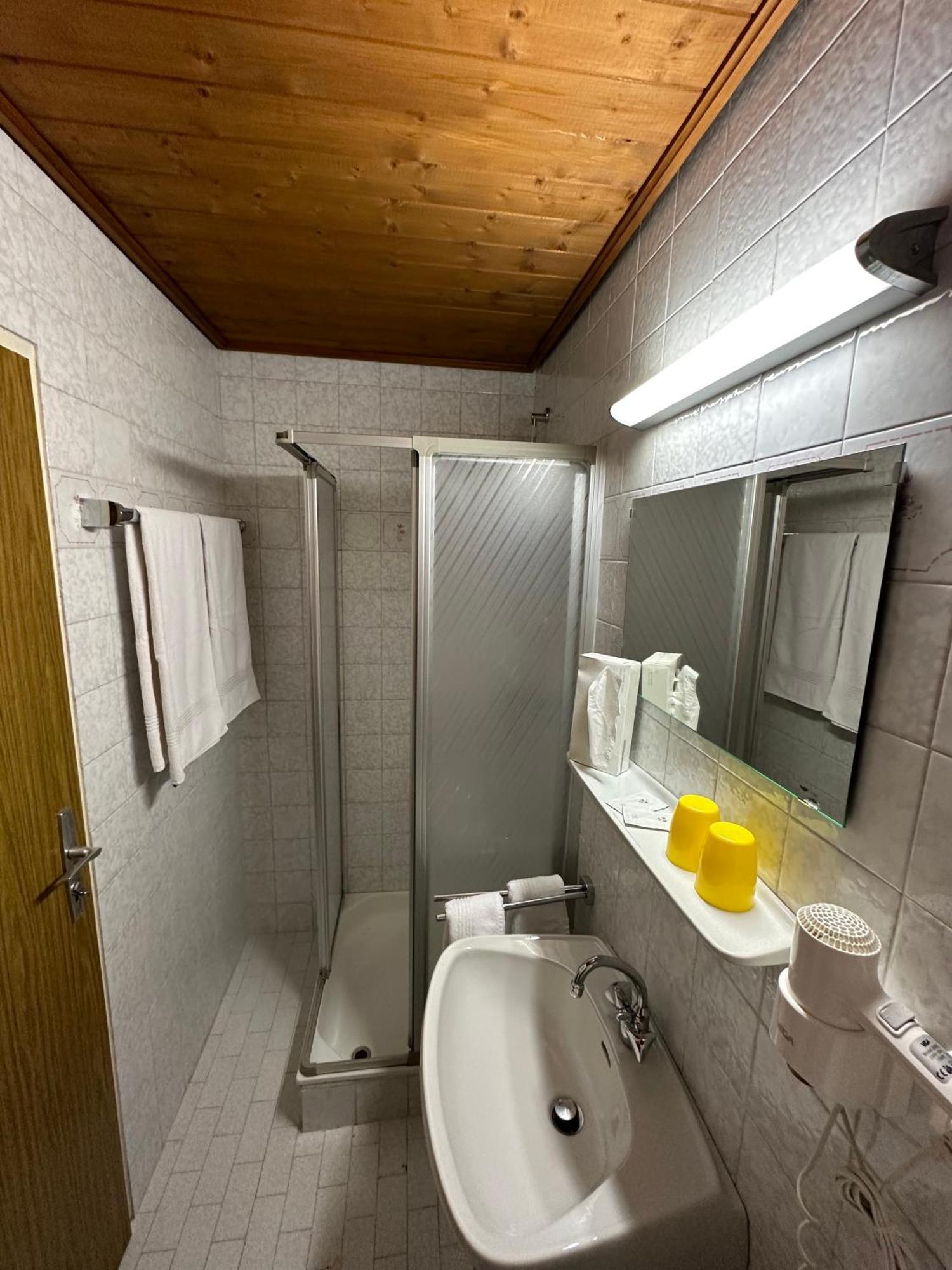 Pension Dorferwirt Bramberg am Wildkogel Szoba fotó